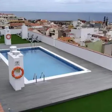 With Rooftop Pool Апартаменты Пуэрто-де-ла-Крус
