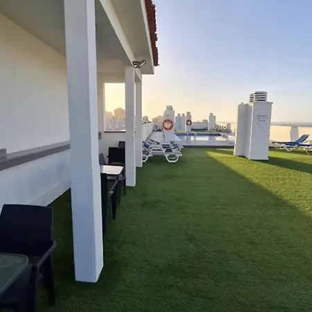 Apartmán With Rooftop Pool *